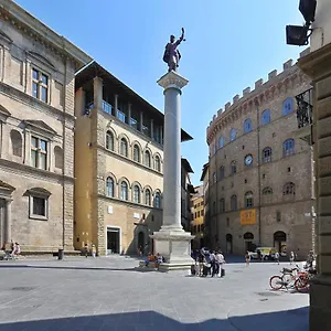 Appartamento Tornabuoni Apartment- Hosted By Sweetstay, Firenze