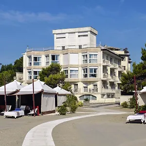 Petit Palais 4*, Lido di Venezia Italy